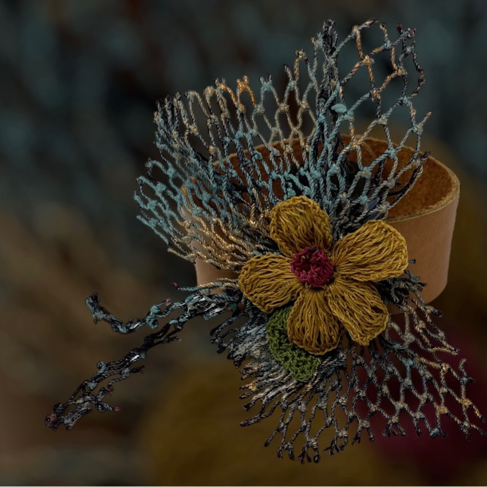 🛍️SALE🛍️ Handcrafted Bohemian Knitted Flower & Leather Cuff Bracelet - Picture 4 of 8